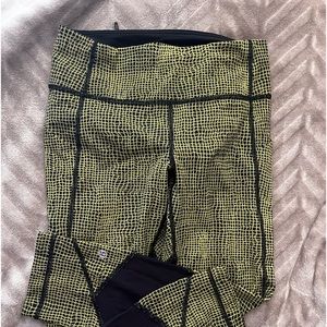 Lululemon capri leggings